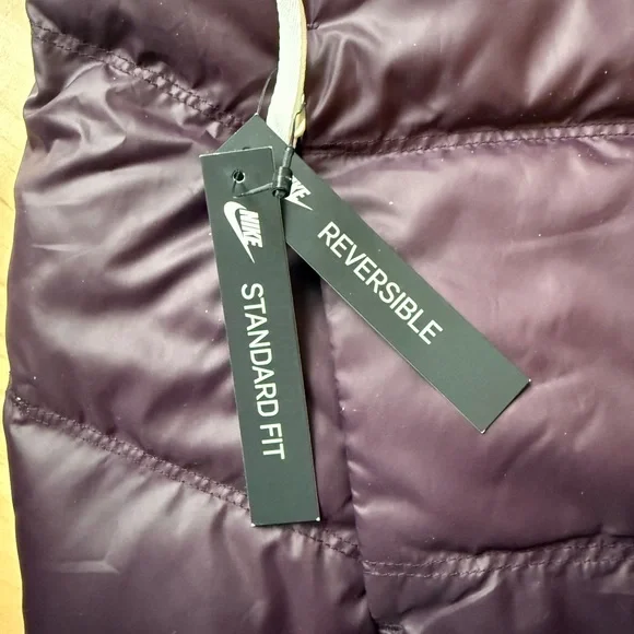 Nike Reversible Puffer Vest in Dark Purple and Light Gray - Picture 2 of 5